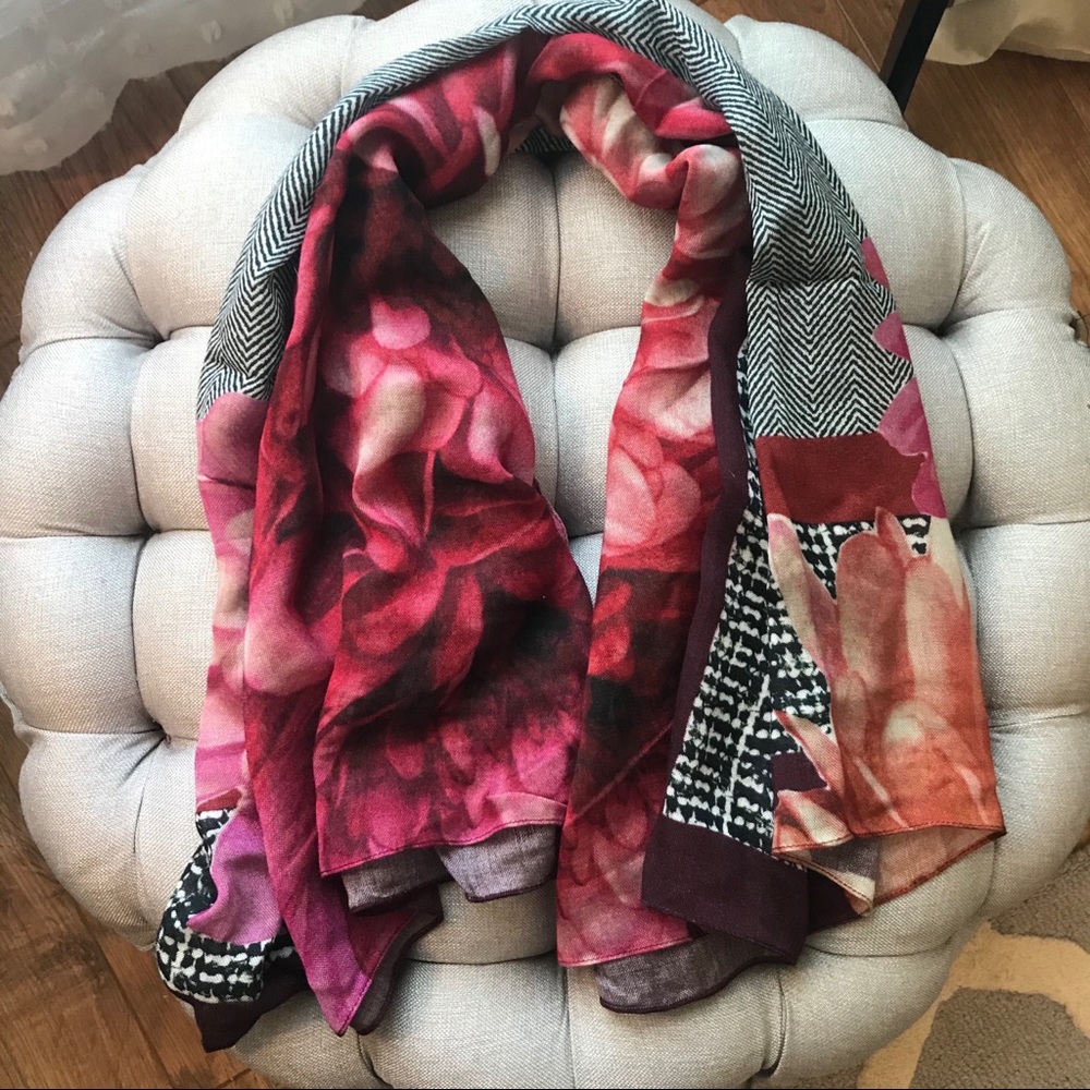 Floral Chevron Print Scarf Black Pink Purple Maroon Lightweight Spring Fall